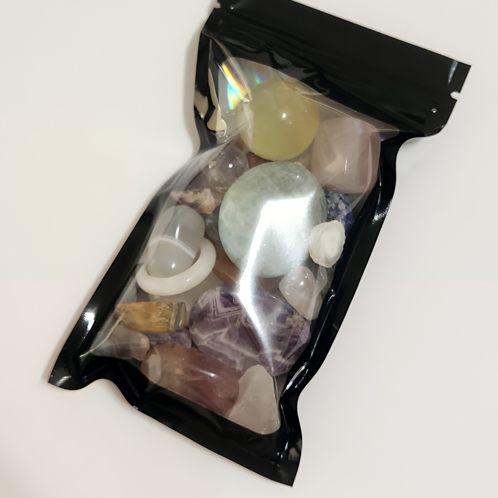 Crystal Confetti, Mystery Bag, Crystal Mix, Crystals, Crystal mix - Picture 3 of 5